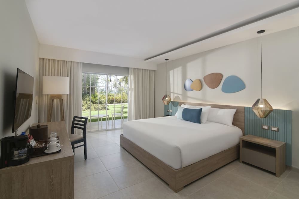 Wyndham Alltra Samana All-Inclusive Resort