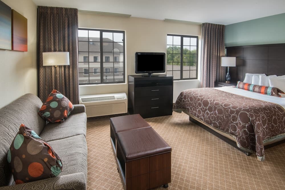 Staybridge Suites Columbus-Airport by IHG