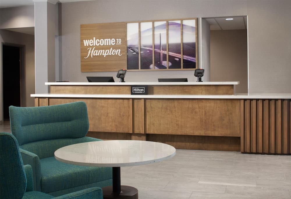 Hampton Inn & Suites Tampa-North