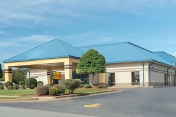 Super 8 by Wyndham North Little Rock/McCain