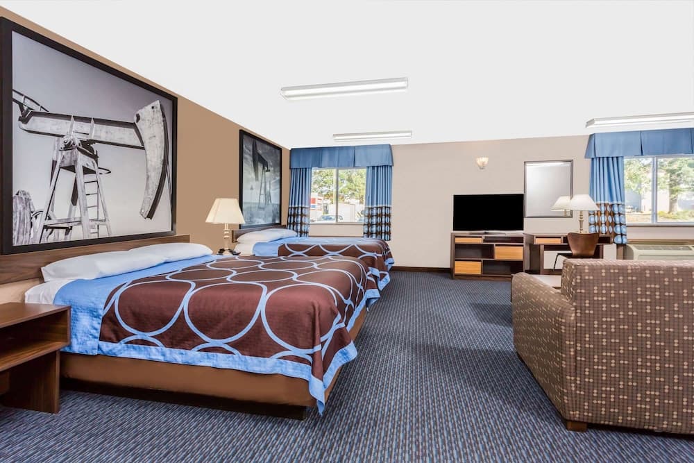 Super 8 by Wyndham El Dorado