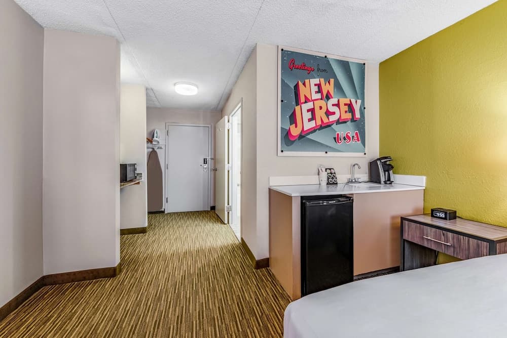 SureStay Plus Hotel by Best Western McGuire AFB Jackson