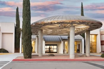 Apache Gold Resort Hotel