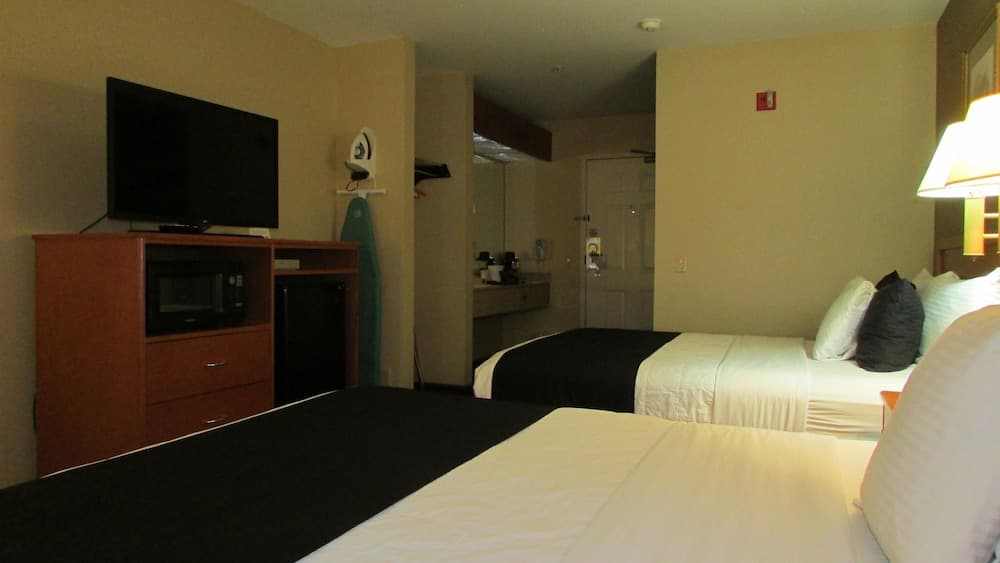 Fairbridge Inn & Suites