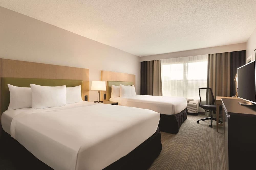 Country Inn & Suites by Radisson, Brooklyn Park - Brooklyn Center, MN