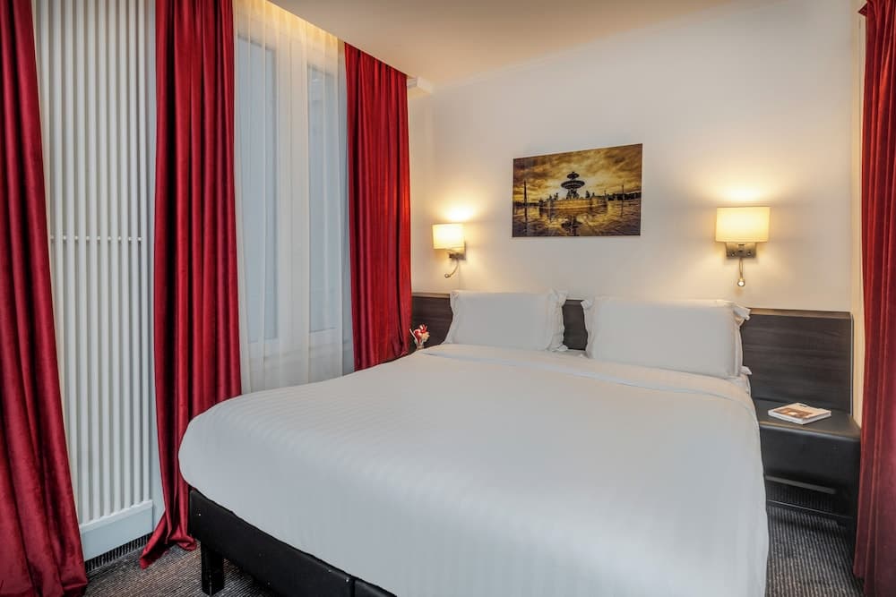 Hotel College De France