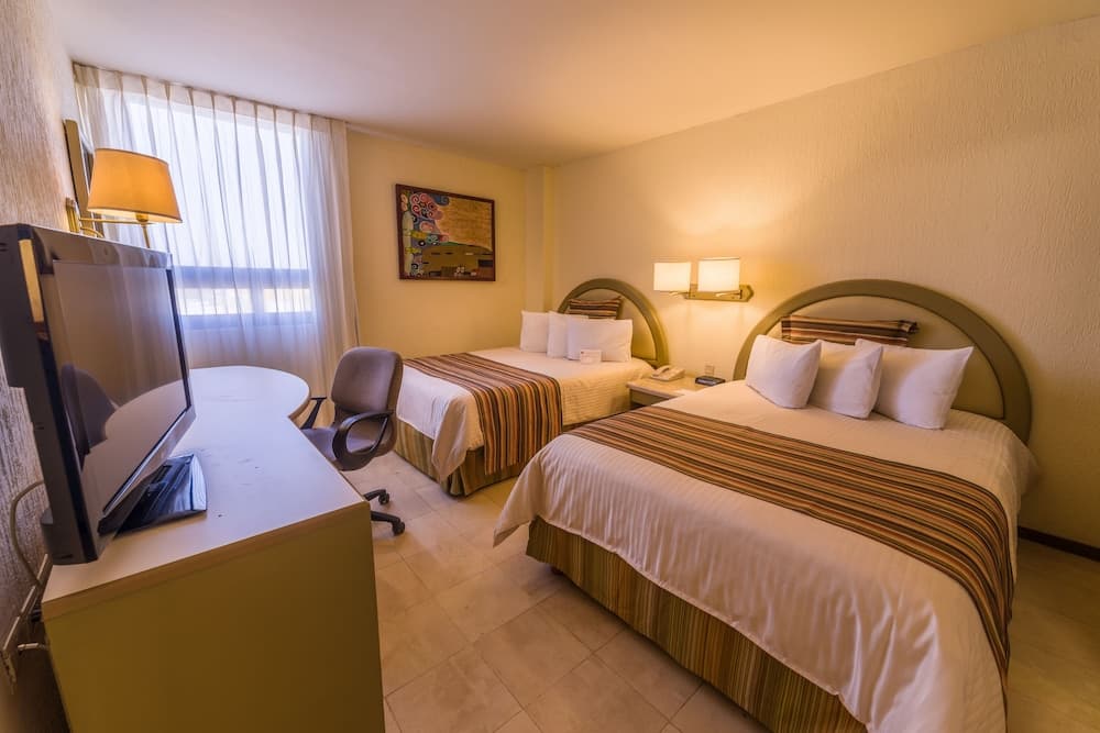 Ramada by Wyndham Hola Culiacan