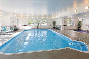 Residence Inn Houston The Woodlands / Lake Front Circle