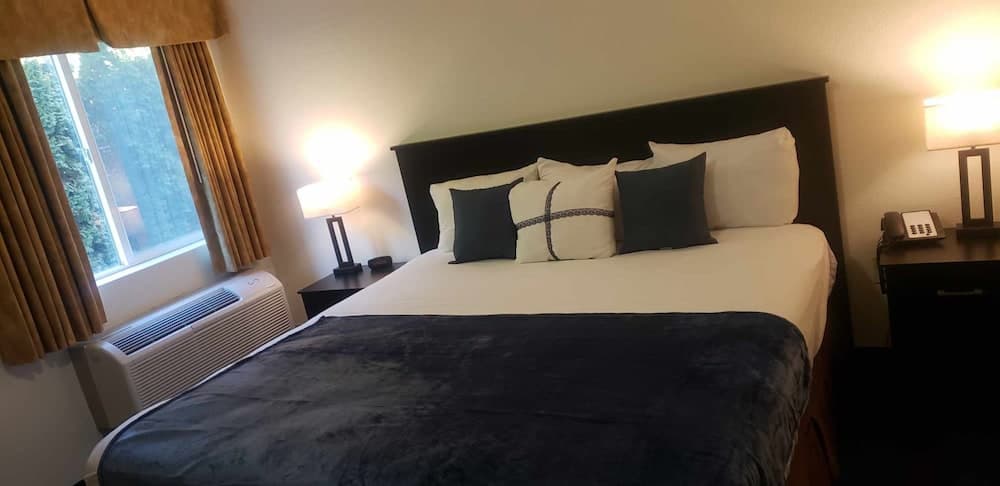 FairBridge Inn & Suites Sunnyside