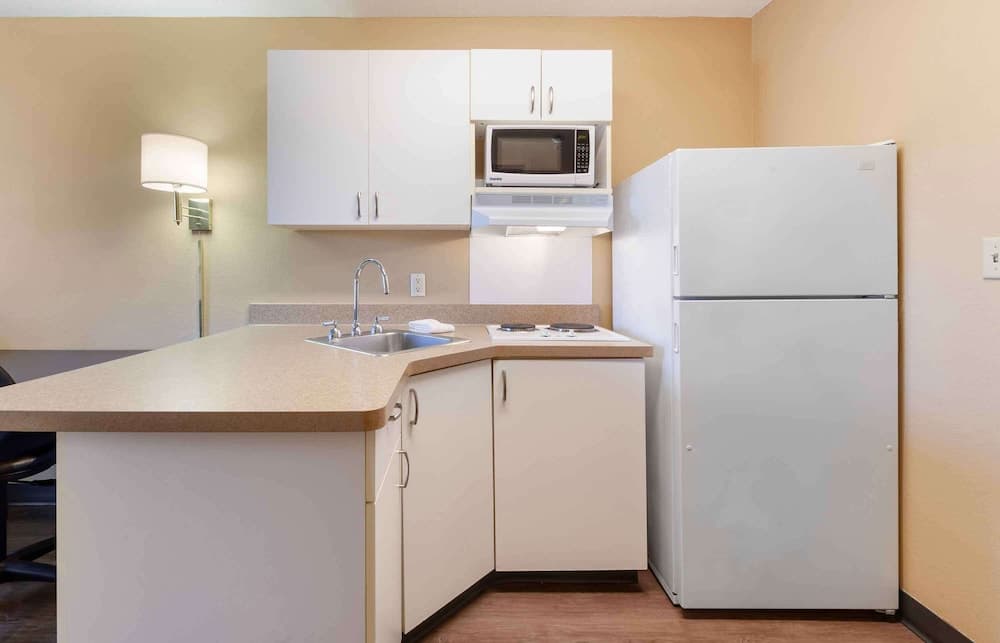 Extended Stay America Select Suites - Appleton - Fox Cities