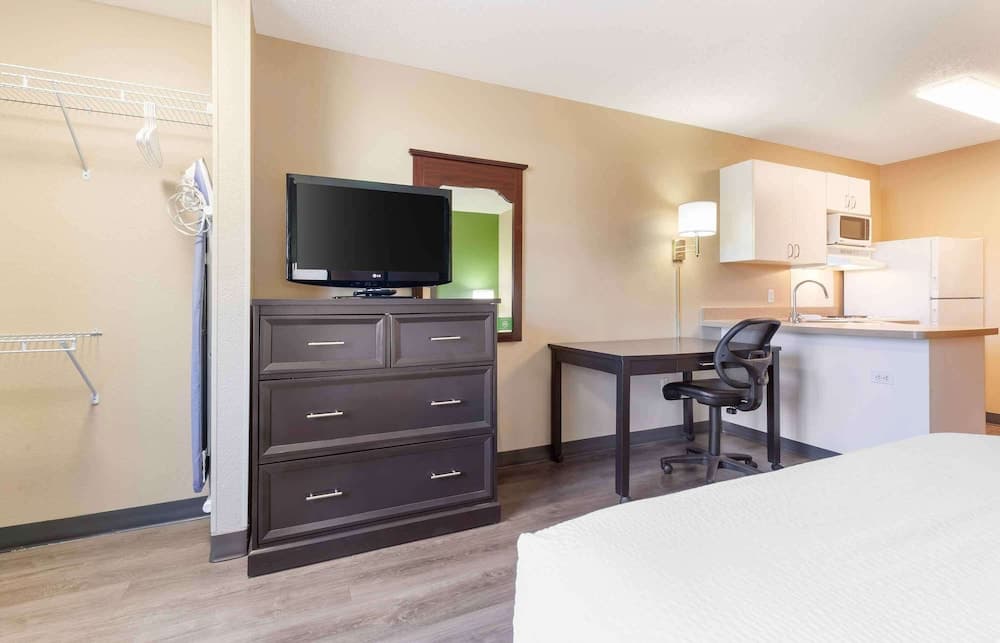 Extended Stay America Select Suites - Appleton - Fox Cities