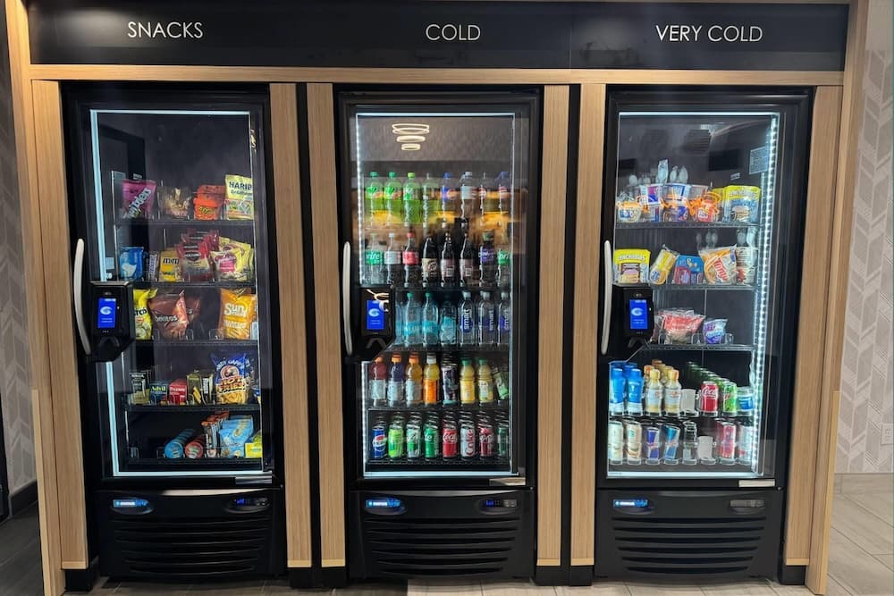 Days Inn & Suites by Wyndham Wausau