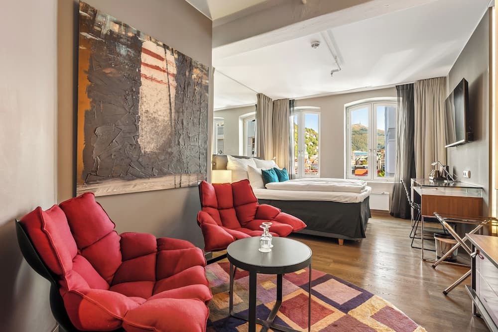 Clarion Hotel Admiral