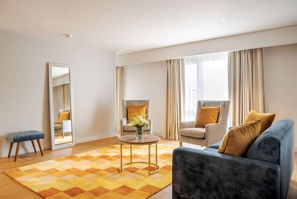 NH Bogotá Pavillon Royal Hotel