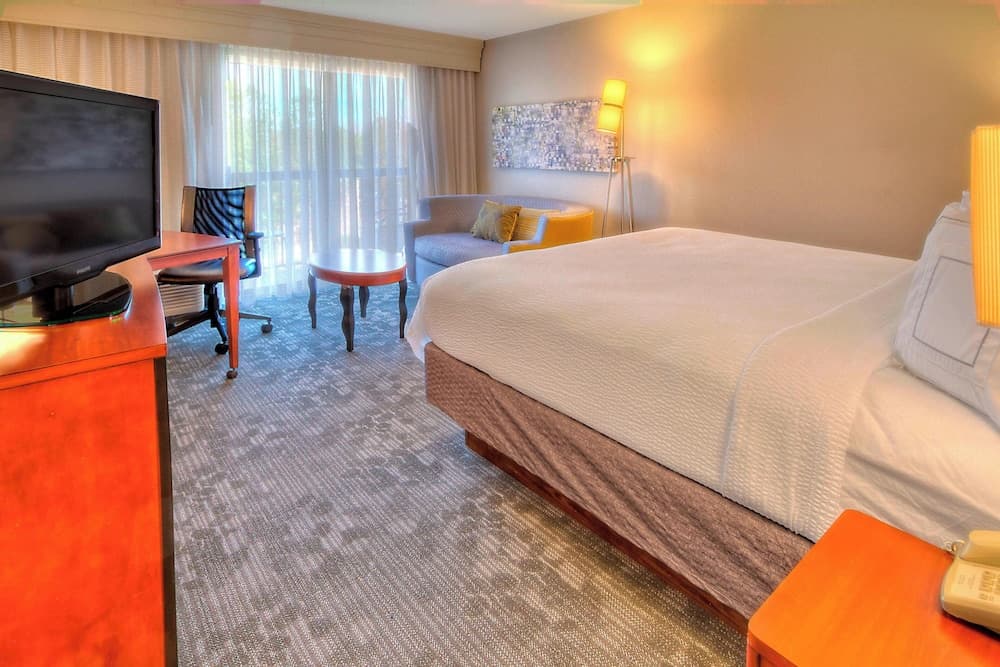 Courtyard by Marriott Memphis Germantown