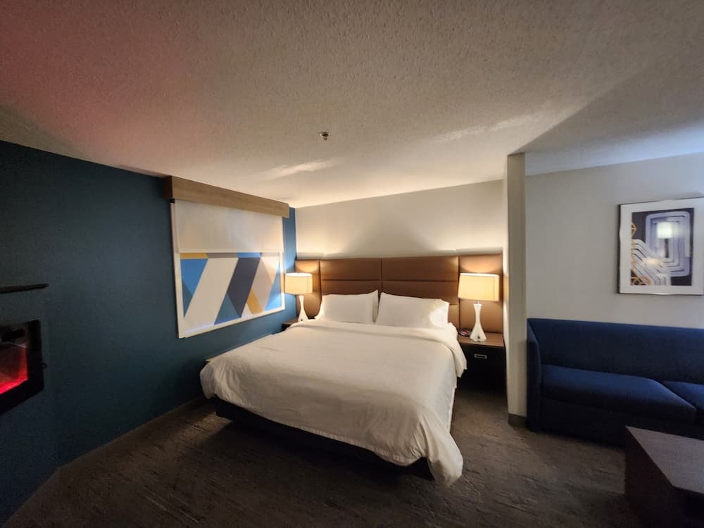 Holiday Inn Express Hotel & Suites St. Paul-Woodbury by IHG