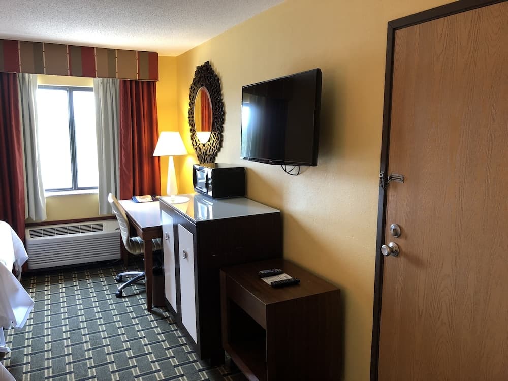 Baymont by Wyndham Springfield IL