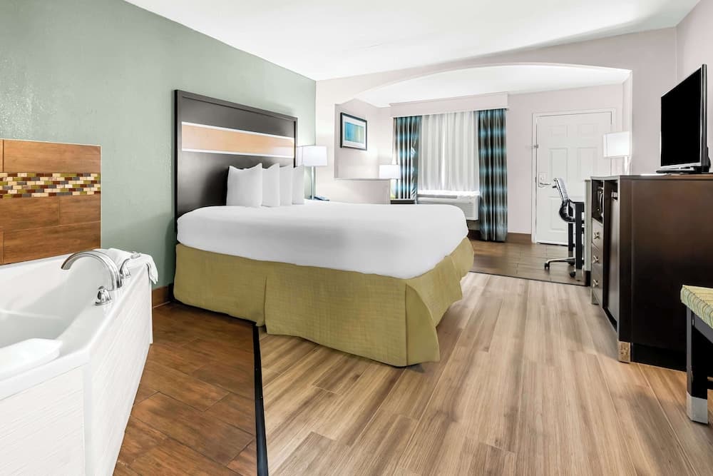 Best Western Executive Suites