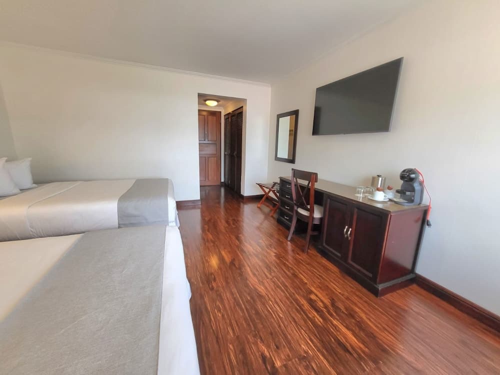 Parque del Lago Boutique Hotel