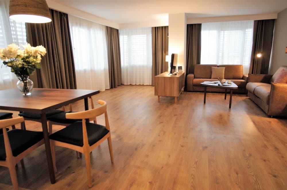 Pierre & Vacances Apartamentos Edificio Eurobuilding 2