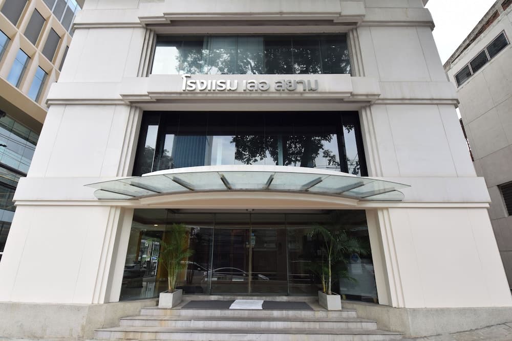 hotel image