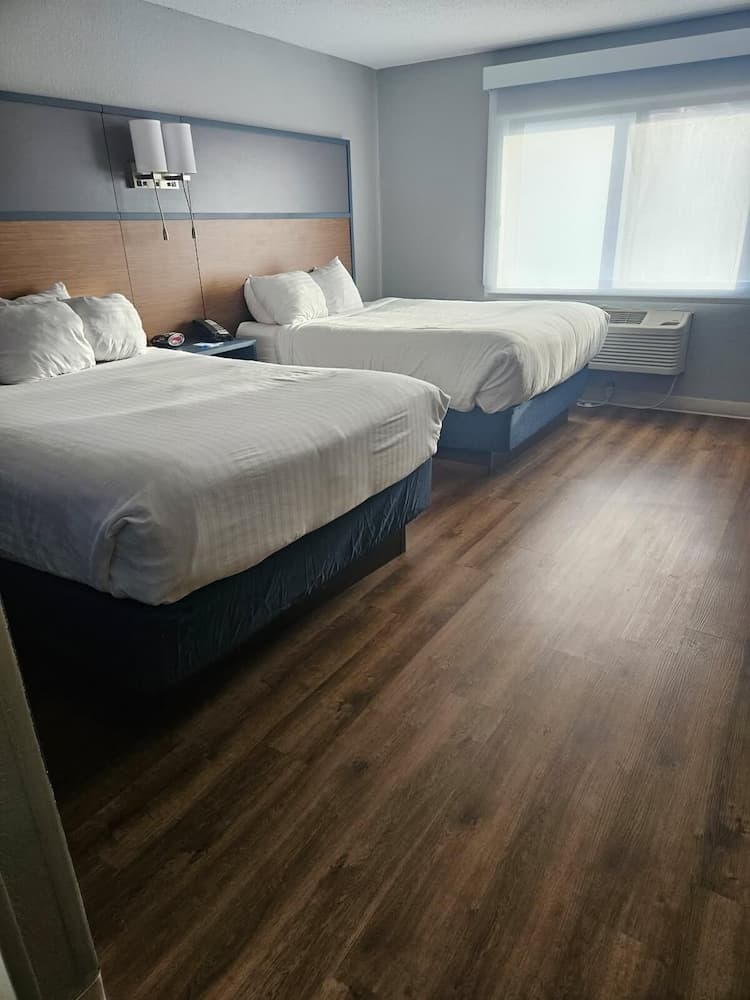 AmericInn by Wyndham Albert Lea