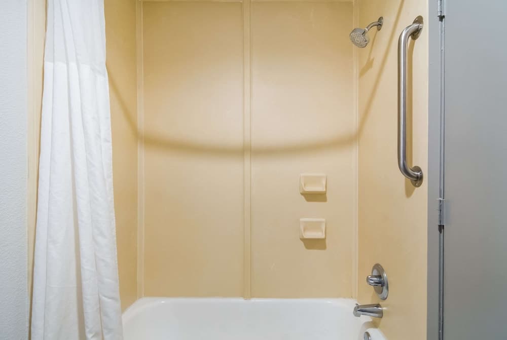 Quality Inn & Suites Waco North