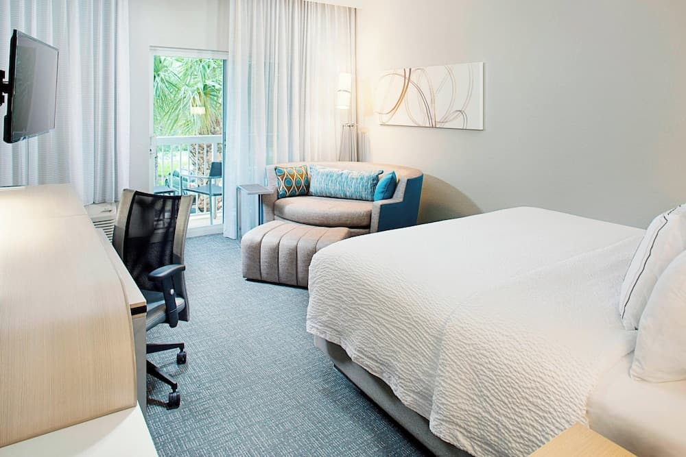 Courtyard by Marriott West Palm Beach Airport