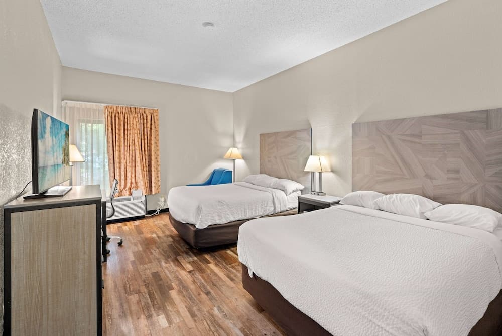 Baymont by Wyndham Lawrence