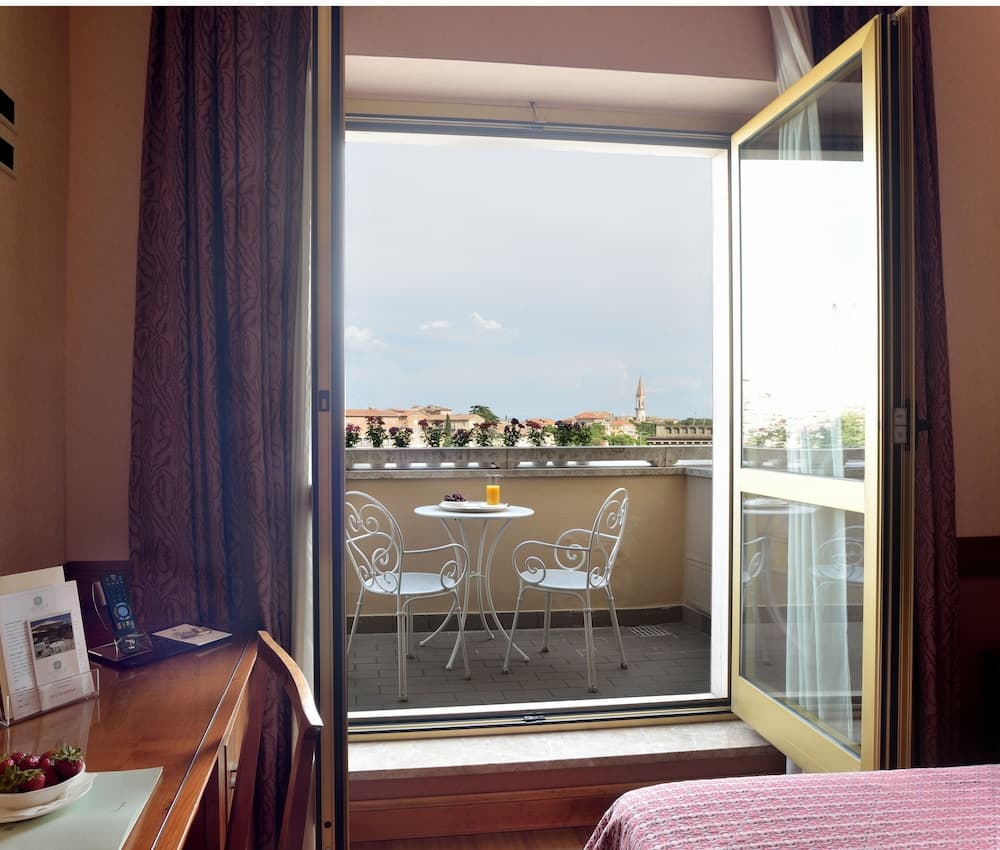 Hotel Sangallo Palace