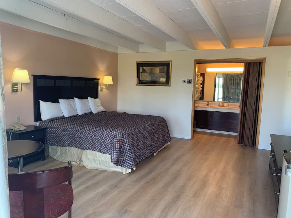 Tollway Inn of Beloit