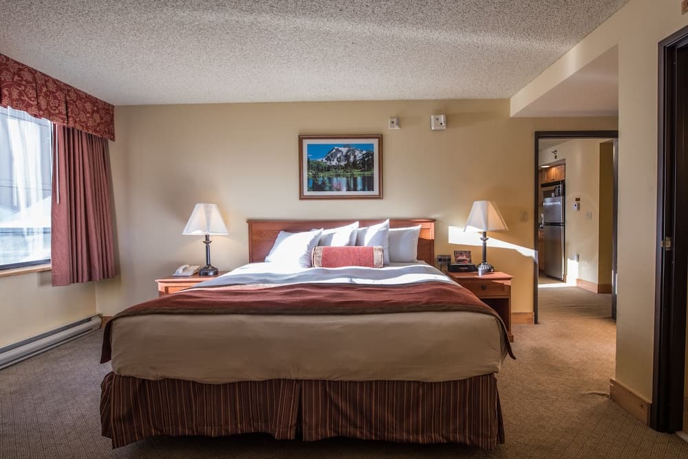 The Grand Lodge Crested Butte Hotel & Suites, A Vail Resorts Property