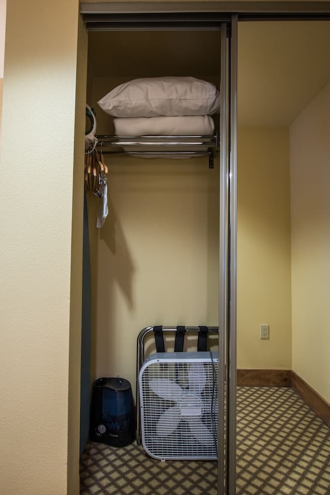 The Grand Lodge Crested Butte Hotel & Suites, A Vail Resorts Property