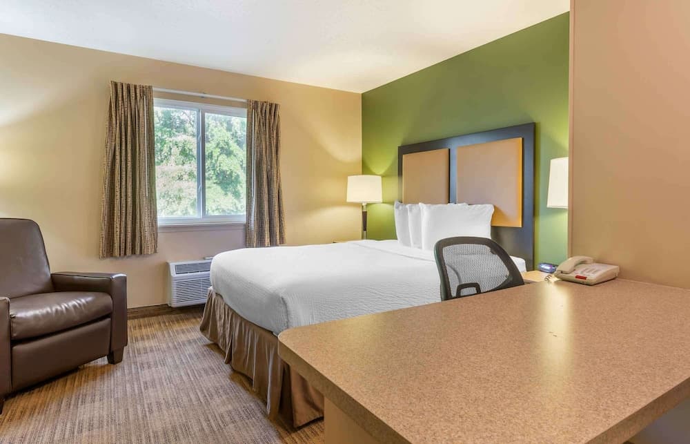 Extended Stay America Suites Cleveland Great Northern Mall