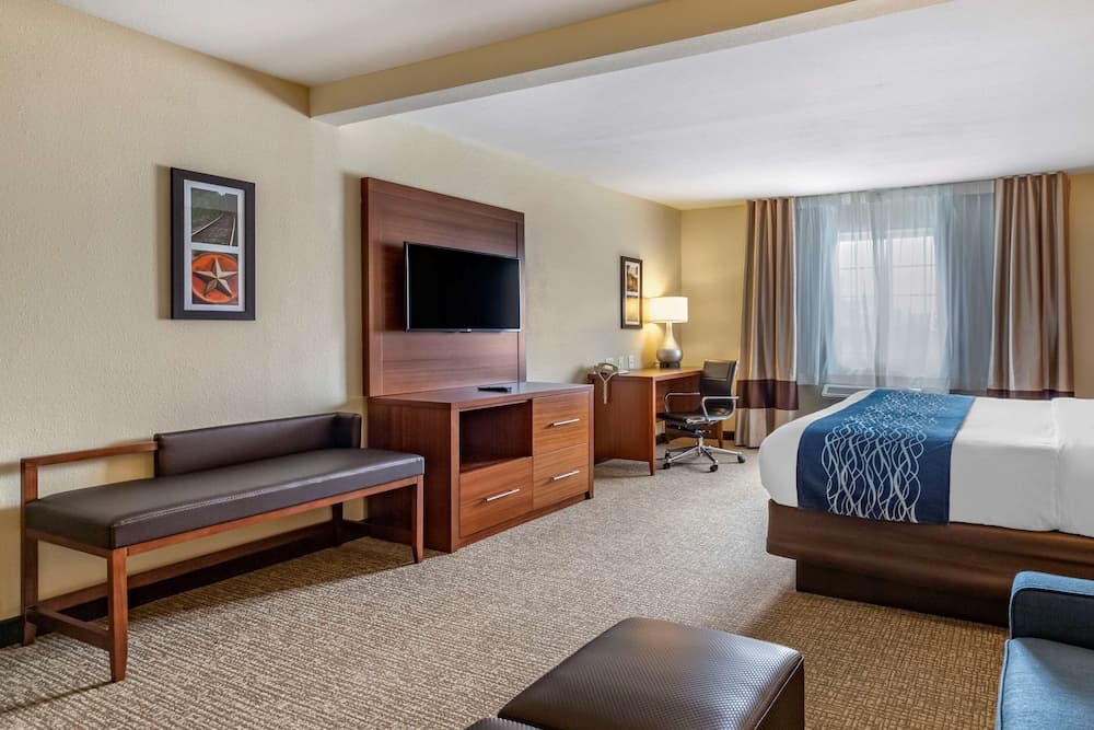 Comfort Inn & Suites Texas Hill Country