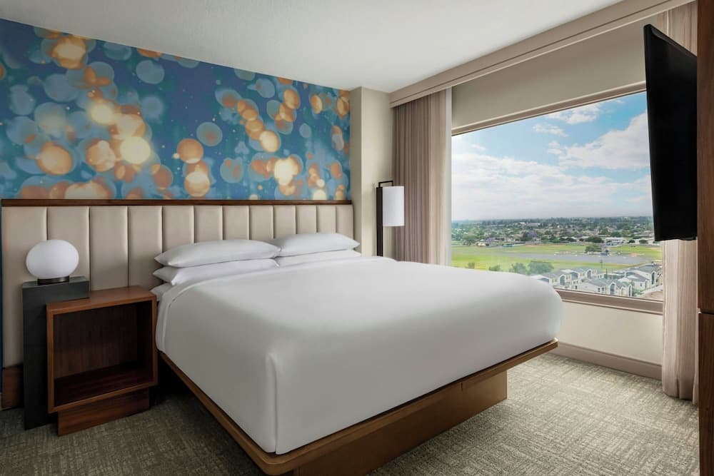 Anaheim Marriott Suites