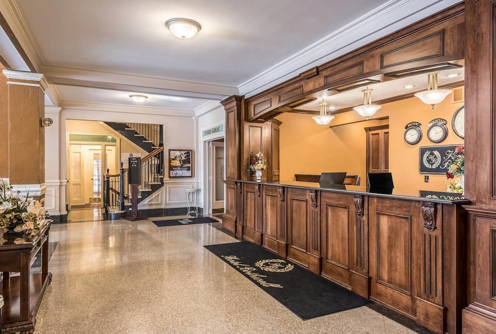 Hotel Bothwell Sedalia Central District, an Ascend Collection Hotel