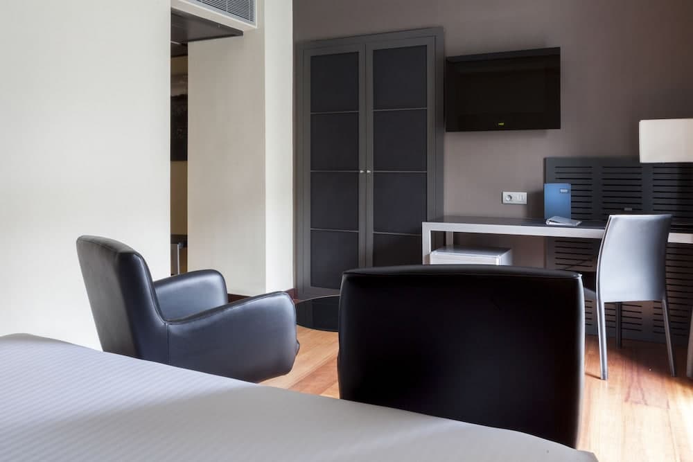 AC Hotel General Álava by Marriott