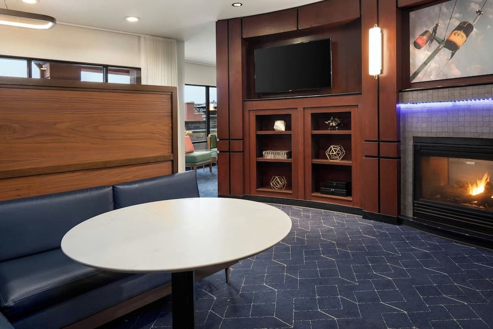 Courtyard Minneapolis St. Paul/Roseville by Marriott