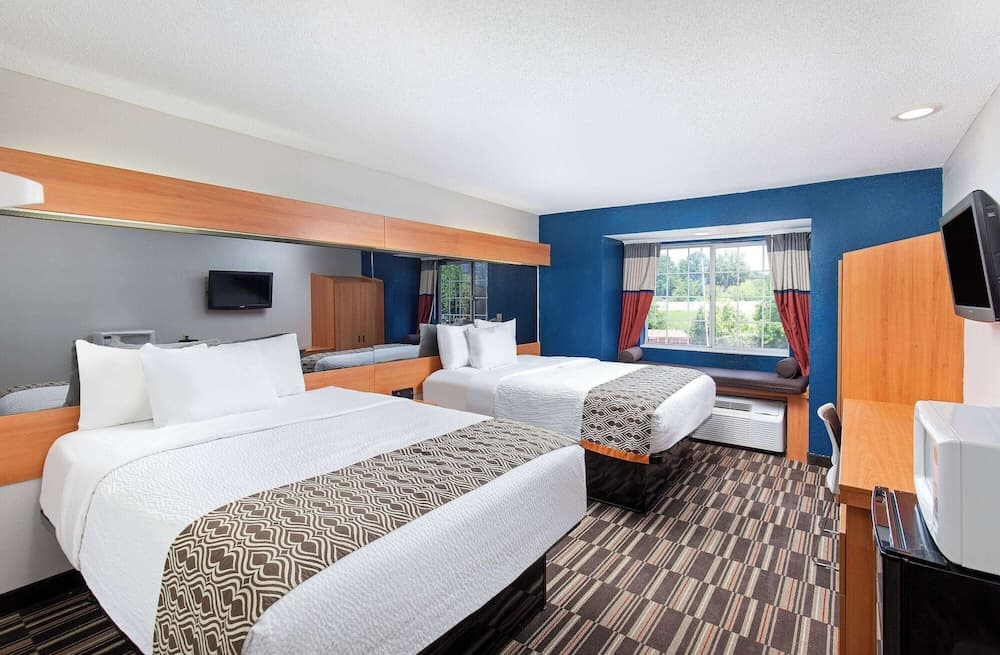 Microtel Inn & Suites by Wyndham Cordova Memphis I-40 East