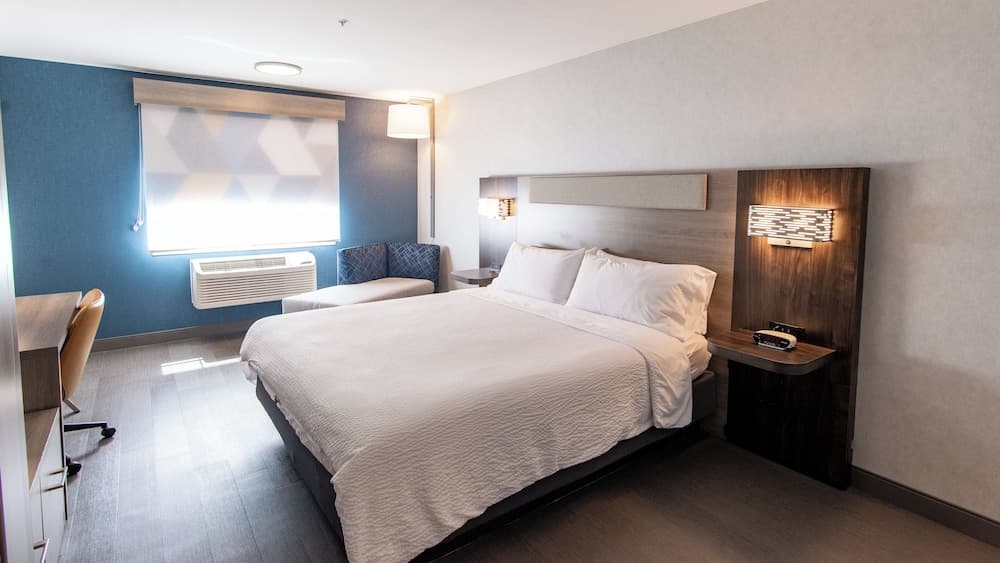 Holiday Inn Express Oakdale by IHG