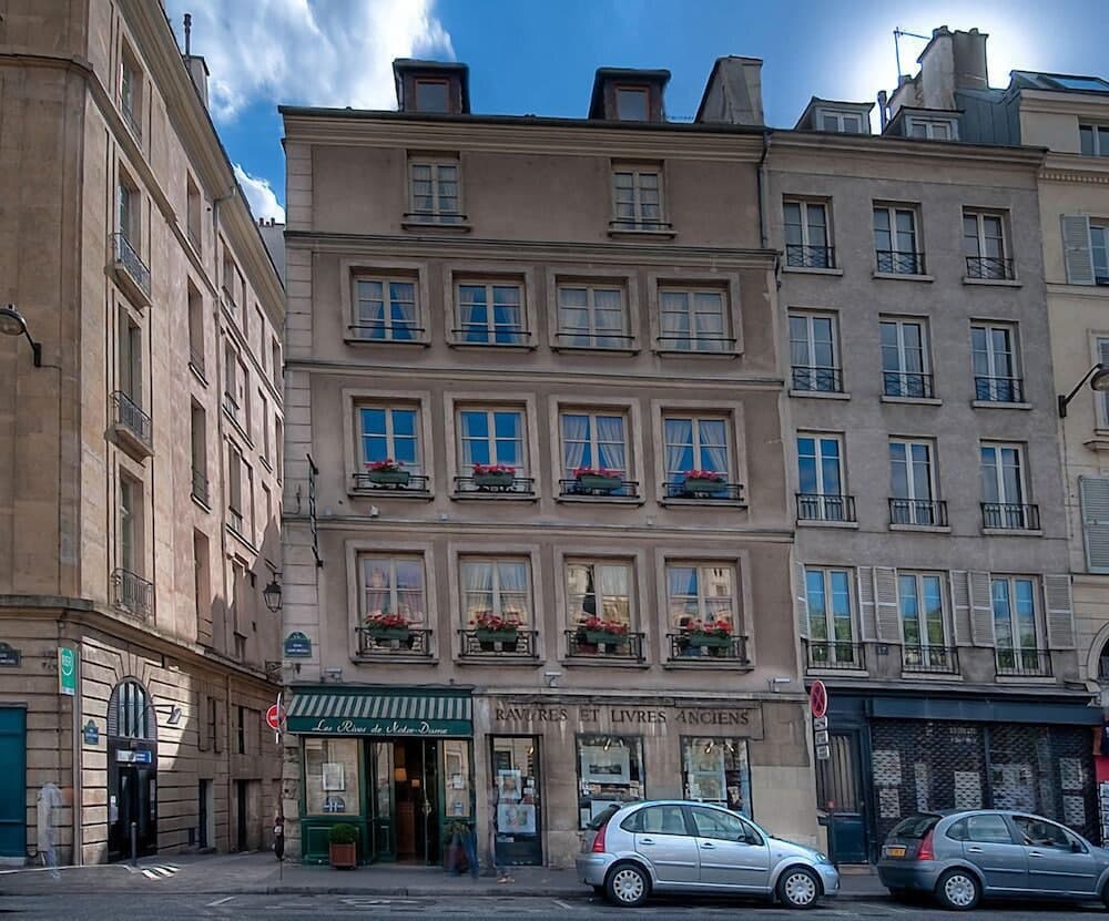 hotel image