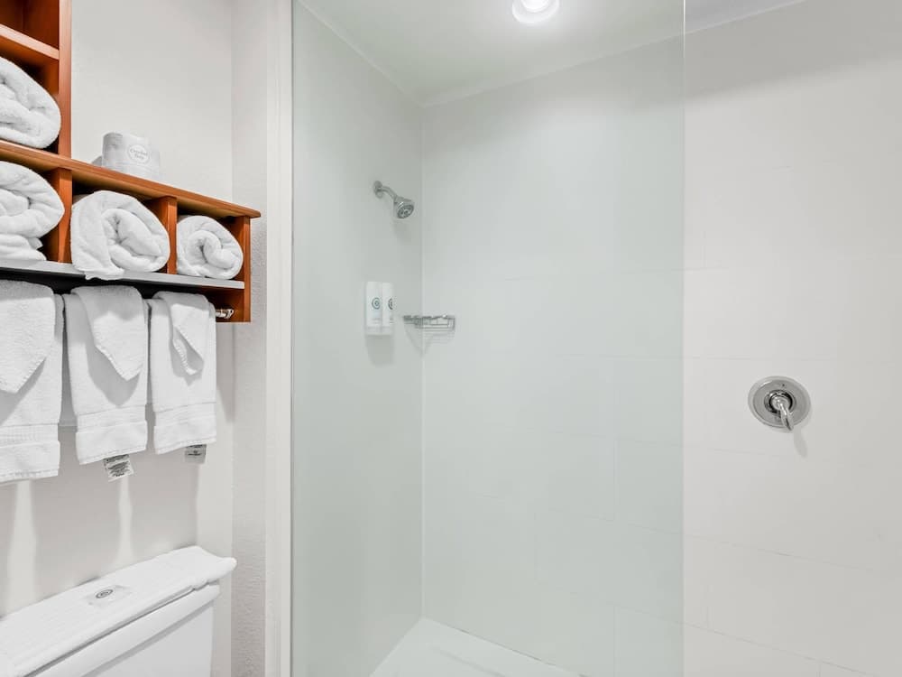 Comfort Inn & Suites Bellevue - Omaha Offutt AFB