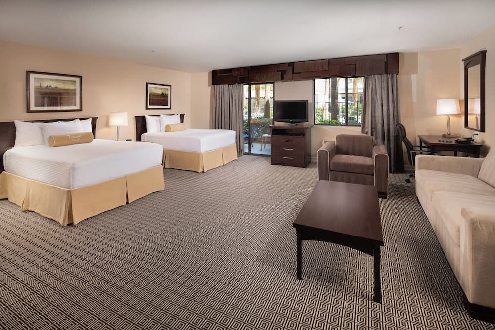 Tuscany Suites & Casino