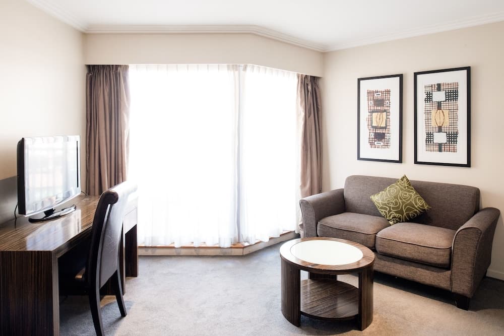 Seasons Darling Harbour