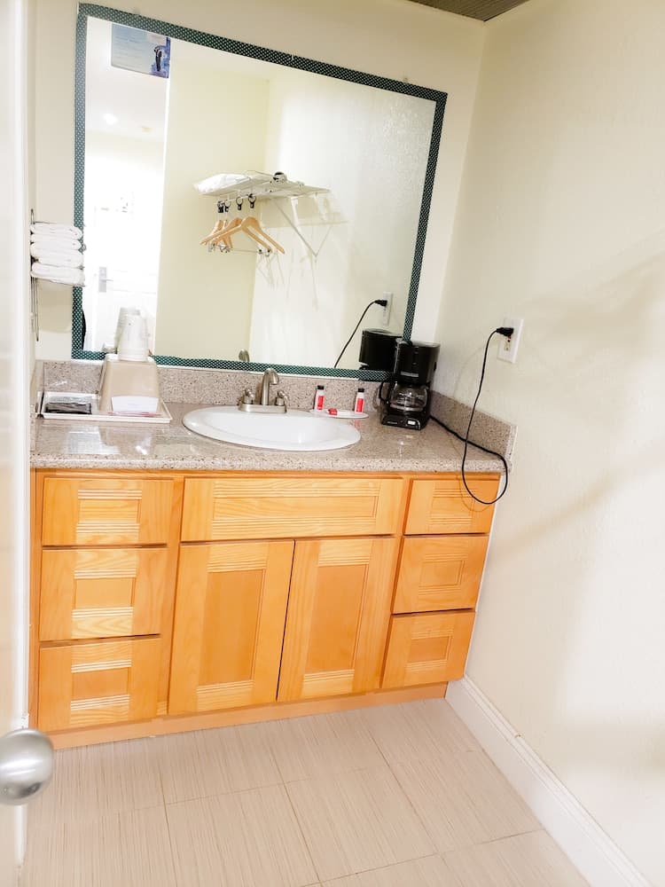 Super 8 by Wyndham Auburn