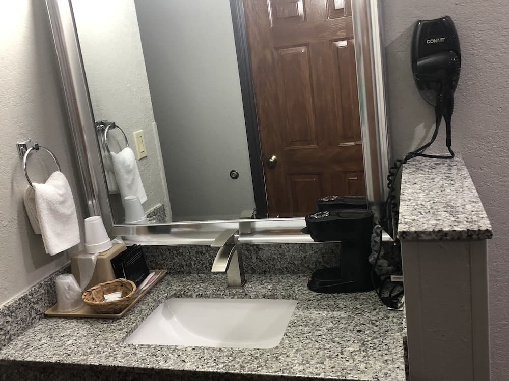 Texas Inn & Suites