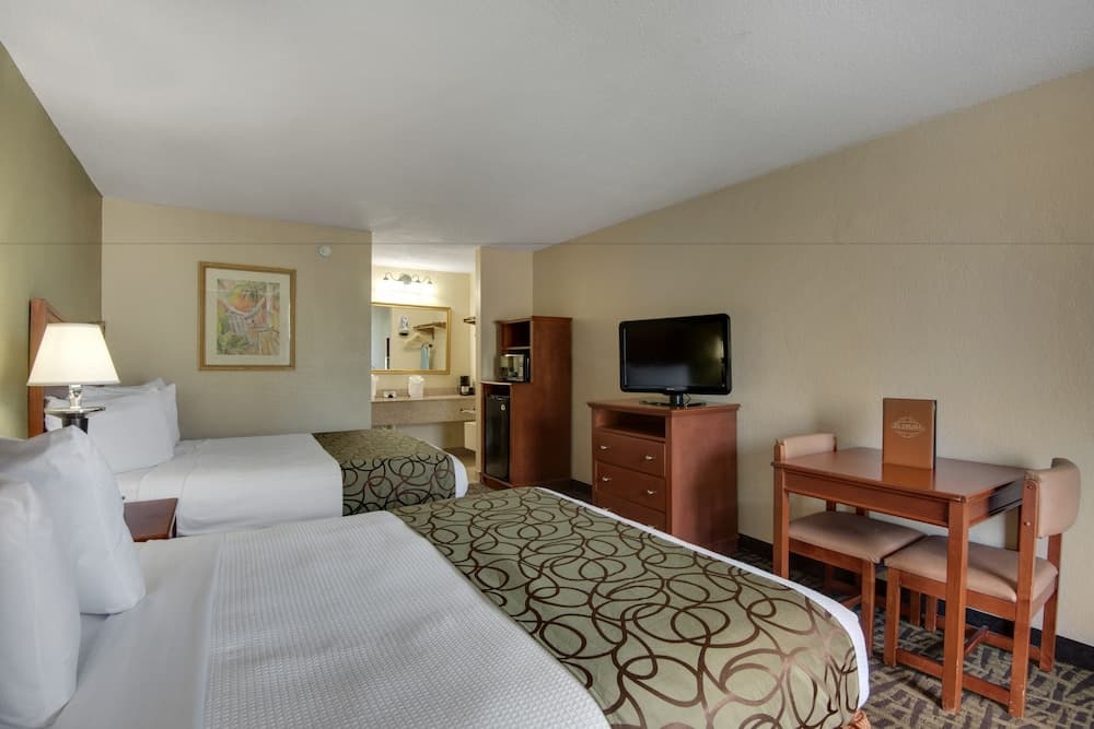 Baymont by Wyndham Panama City Beach