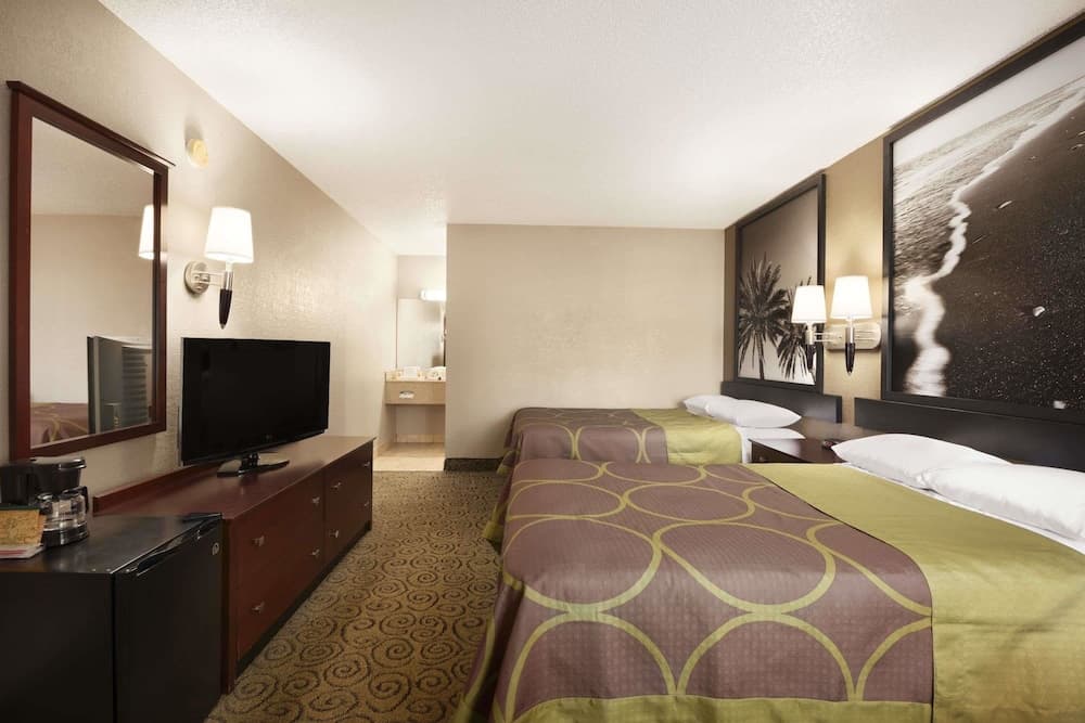 Super 8 by Wyndham Ormond Beach