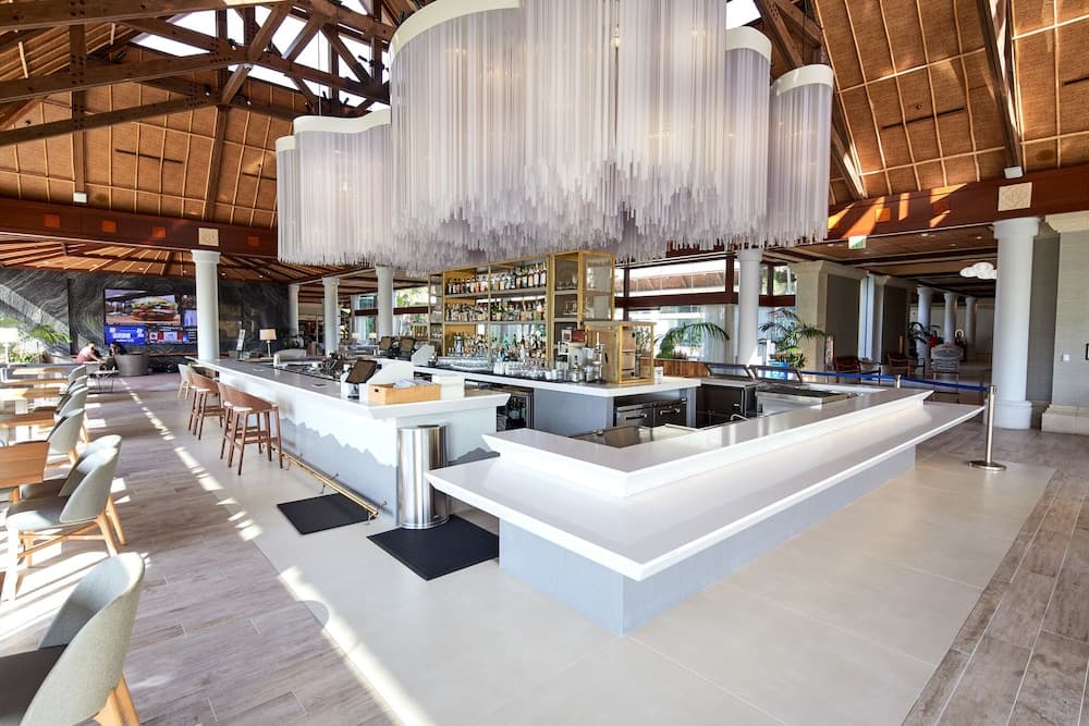 Universal’s Loews Royal Pacific Resort